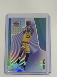 2018-19 Panini Status LeBron James Purple Parallel Refractor Card No. 57 - Picture 1 of 2