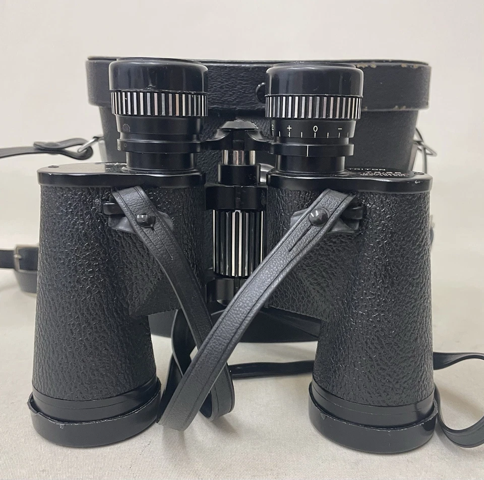 Swift Triton 7x35 Model No. 748 Binoculars & Swift Case - Image 1 of 4