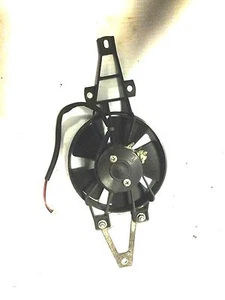 KÜHLERLÜFTER APRILIA SCARABEO 400 500 LIGHT COD. 58211R  - Bild 1 von 1