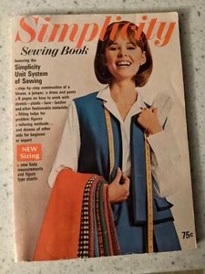 Libro de costura Simplicity 1965 vintage construcción montaje sistema de unidad de sastrería - Imagen 1 de 8