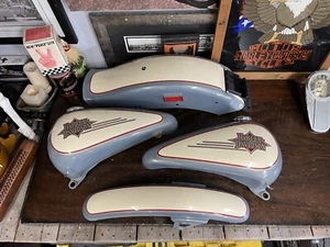 RARE NOS OEM 1997 Harley Davidson FXSTS Quartz Gold & Sandstone Pearl Paint Set - Picture 1 of 24