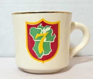 Taza vintage años 70 BSA Region 7 borde dorado Boy Scouts of America escudo logotipo - Imagen 1 de 3