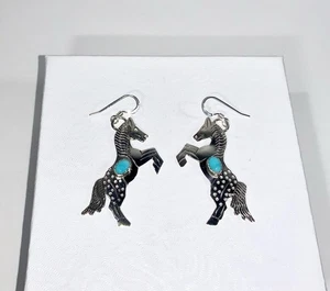 Navajo Sterling Silver Turquoise Horse Dangle Earrings by Louise Yazzie - Bild 1 von 4