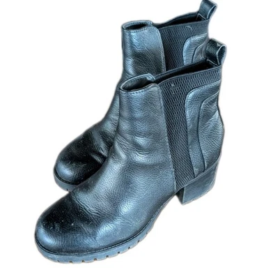 Botas de tornozelo femininas pretas No Boundaries 8,5 M sola com zíper salto robusto - Imagem 1 de 4