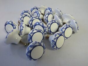 Job Lot of 21 blue and white ceramic round drawer knobs 