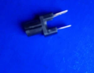🔵 SAAB 900 CLASSICA BULBO PORTA LAMPADINA LUCE INTERNO CRUSCOTTO ABITACOLO 😂 - Picture 1 of 5