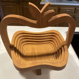Apple Shaped Collapsible Folding Fruit Storage Basket Wooden Layer Trivet - Picture 1 of 19
