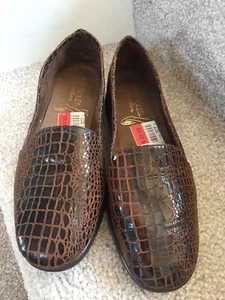 Aerosoles Army flat brown croco animal print sz 6.5 Med Mint Never Worn - Picture 1 of 10