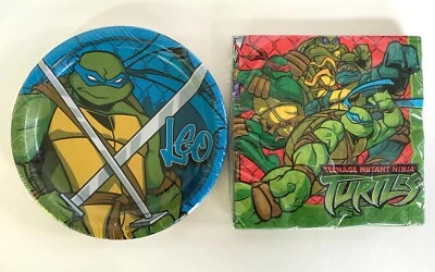 Party Express 2006 Teenage Mutant Ninja Turtle Paper Plates (8) & Napkins (16) - Image 1 of 4