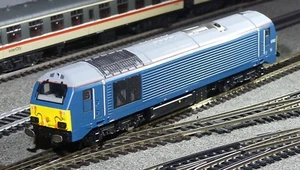 Hornby R3183 Class 67 67002 in Arriva Trains Blue Livery. Near Mint, Box, Lot 2 - Picture 1 of 11