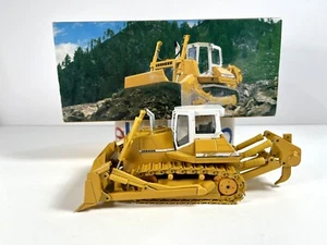 Conrad 2806 Liebherr PR752 Crawler Tractor Dozer w/Ripper 1:50Scale Made Germany - Picture 1 of 20