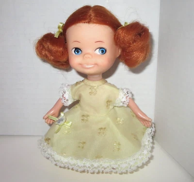 Muñeca Uneeda Tiny Sophisticates 6.5" pelo rojo raro vintage años 60 Little Hong Kong Foto 1 de 4