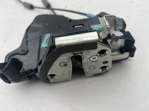 2010 TOYOTA COROLLA RIGHT FRONT PASSENGER LATCH LOCK ACTUATOR SDN LE 1.8L - Picture 1 of 4