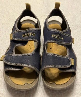 Keen Notch Creek Open Toe Youth Sandals Blue/Yellow Sz 13 Washable & Waterproof - Image 1 of 4