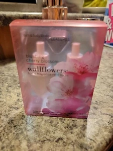 BATH & BODY WORKS 2 Pack Wallflowers Refills BLUSHING CHERRY BLOSSOM Fragrance - Picture 1 of 1