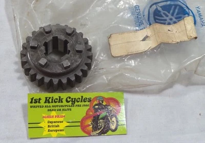 NOS YAMAHA YR1 YR2 R3 TRANSMISIÓN SEGUNDA RUEDA MARCHA 168-17221-00 Foto 1 de 2