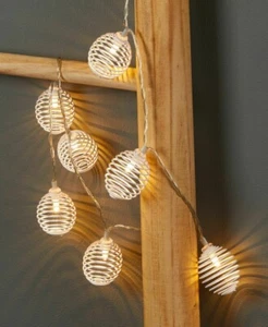 LED Lichterkette Lampions Dekolichterkette aus Drahtkugeln 120 cm Länge - Bild 1 von 2