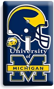 UNIVERSIDAD DE MICHIGAN EQUIPO DE FÚTBOL 1G INTERRUPTOR DE LUZ HD PLACA DE PARED HOMBRE HABITACIÓN CUEVA - Imagen 1 de 1