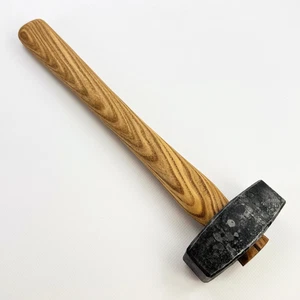 Martello da fabbro forgiato a mano - Acciaio 52100, manico in frassino, per fucina e lavorazione dei metalli. - Foto 1 di 12