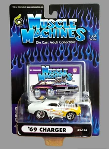 2002 Muscle Machines '69 Dodge Charge White With Yellow Flames 1:64 #02-108 5SP - Bild 1 von 14