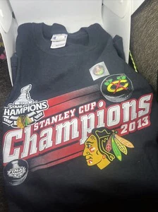 T-Shirt Gildan schwarz L Chicago Blackhawks Hockey 2013 Stanley Cup Champions neu - Bild 1 von 5