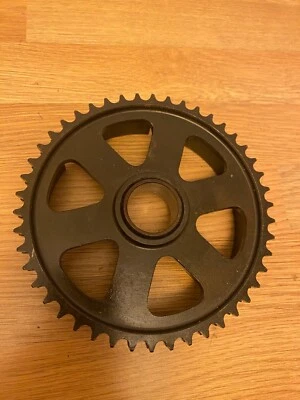 Piñón de rueda de corona Lambretta 46 dientes aligerado Foto 1 de 3