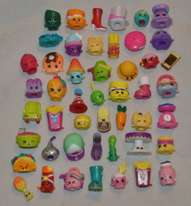 Lot of Shopkins (Early Seasons) 40+ Pieces French Fries Taco Vacuum Scale Bread - Picture 1 of 5