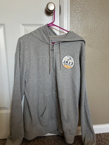 Utah Jazz Sweatshirt. Full Zip Hoodie. Large Cover