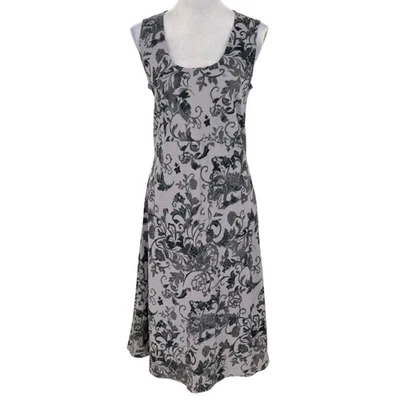 Vestido Orvis para mujer pequeño gris negro floral calce n acampanado sin mangas corte sesgado Foto 1 de 4