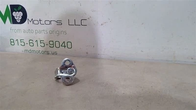 Chevrolet Trax 2017-2021 cerradura puerta striker trasero derecho 13503000 Foto 1 de 4