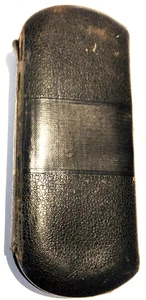 Estuche para gafas vintage azul oscuro Fluegge servicio óptico Milwaukee Wis - Imagen 1 de 4