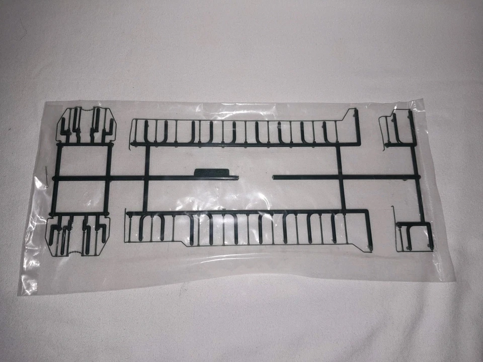 * HO МАСШТАБ ATHEARN GP ПОРУЧНИ И СТОЙКИ * - Изображение 1 из 1