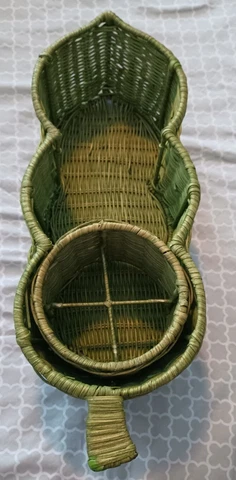 Green Pea Shaped Whicker Basket With non removable  Cubby Container, Very Cute Cover