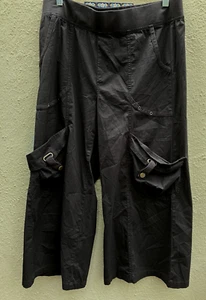 XCVI Wearables Pull On Wide Legged Pants LARGE Black Cargo Pockets - Picture 1 of 6