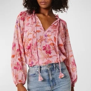 Top floral fuego Misa Los Angeles Bella talla grande manga tronco caprichoso - Imagen 1 de 10