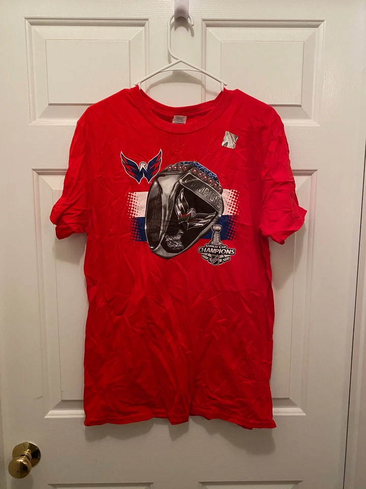 Camiseta Washington Capitals masculina 2018 Stanley Cup Champions anel vermelha média nova com etiquetas - Imagem 1 de 3