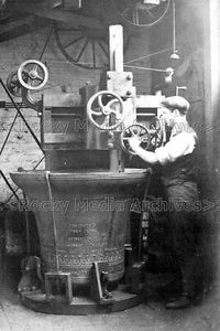 Exx-4 Gillett & Johnston, Bell Foundry, Croydon, Surrey. Photo - Picture 1 of 1