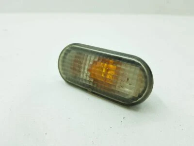Luz indicadora de ala delantera derecha Volkswagen Passat B5 1998 AMD60027 Foto 1 de 4