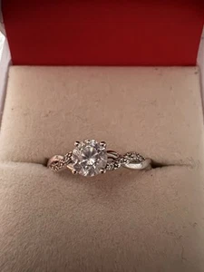 H Samuel 9ct White Gold Twist Ring size m - Picture 1 of 7