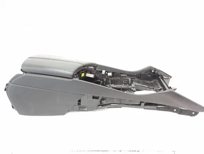 724584 CENTER ARMREST / 156592 FOR BMW 5 TOURING F11 535 D Foto 1 de 4