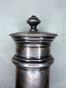 Molinillo de pimienta antiguo. Aduanas de Estados Unidos ¡IMPUESTO incluido! - Imagen 1 de 6