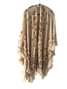 Sundance 100% Kaschmir S Poncho Schal Halstuch hellbraun Paisley Fransen NEU Prototyp - Bild 1 von 12