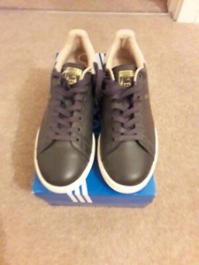 adidas brown stan smith velcro trainers