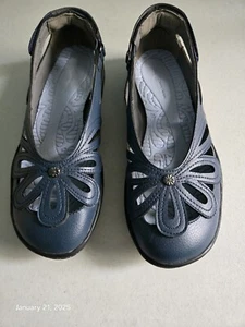 JBU by Jambu Designs Women's Denim Blue Juniper Shoes size 7.5 M  - Picture 1 of 8
