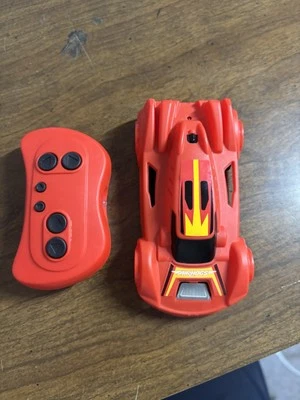  Zero Gravity Sprint Wall Climber Racer RC Car Red Rechargeable Air Hogs - Image 1 of 4