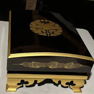 Vintage Japanese MAKIE Gold/black Lacquer Lacquered Box With Flower Urushi Box2 - Picture 1 of 24