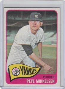 1965 Topps Baseball Card #177 Pete Mikkelsen New York Yankees - Ex-ExMt - Picture 1 of 2