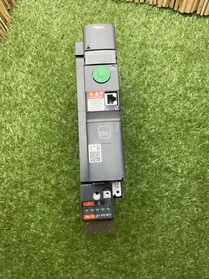 ATV320U11M2B *OVP* - Schneider Electric - Altivar 320 1,1kW 200..240V  1-phasig - Photo 1/4