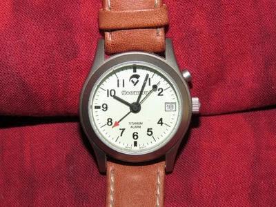 ESTATE ИМПУЛЬС ТИТАНА СИГНАЛИЗАЦИИ PATHFINDER ЖЕНСКИЕ НАРУЧНЫЕ ЧАСЫ C СЕРИИ 004 - Изображение 1 из 3