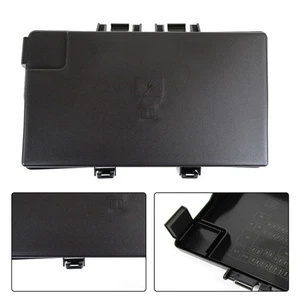 FUSE RELAY COVER LID Replacement Part Number 68202821AA for Easy Fitment - Picture 1 of 12